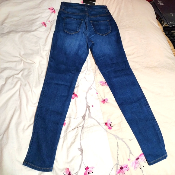 NEW Fashion Nova High Waisted Jeans - Picture 2 of 2